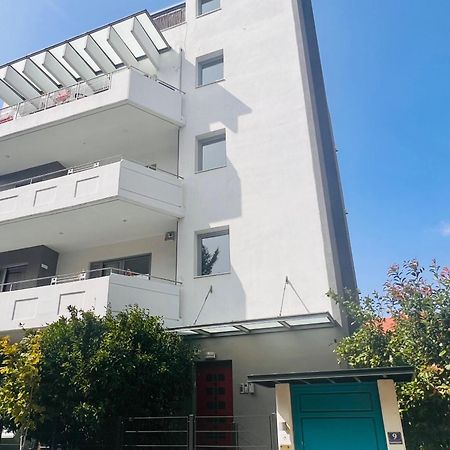 Green Apartment Near Marousi Hospitals & Oaka, By Promoshomes Maroussi Экстерьер фото