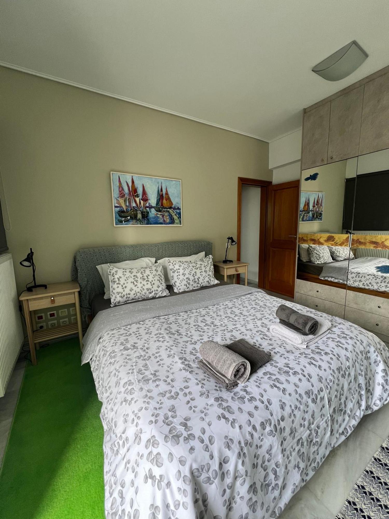 Green Apartment Near Marousi Hospitals & Oaka, By Promoshomes Maroussi Экстерьер фото